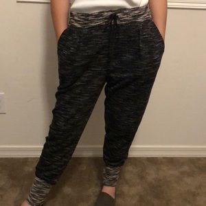 H&M lounge pants size M